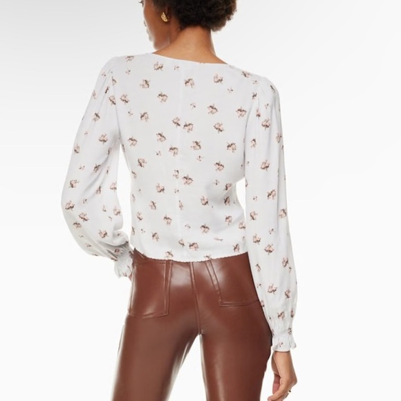 NWT Aritzia Wilfred Spellbound Blouse White Grey Floral - Picture 2 of 10
